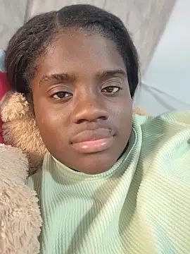 YourLiaa  online show from 03/26/26, 12:06