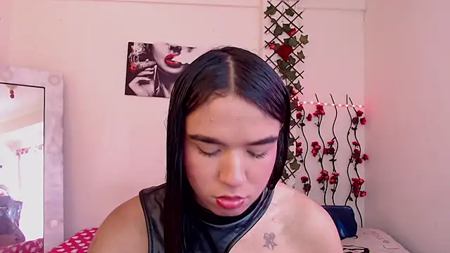 Candyy doll   online show from 04/16/26, 07:14