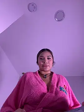 Snapshot of Kendall__evanss chatting on 07/23/26, 01:58 Kendall evanss online show from 07/23/26, 01:58