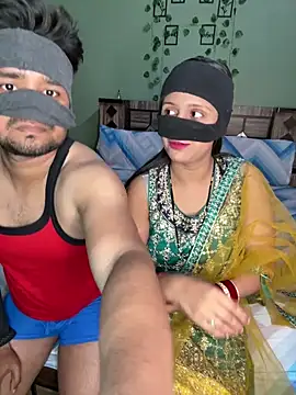 Snapshot of your_bhabhi_love chatting on 05/07/26, 05:07 your bhabhi love online show from 05/07/26, 05:07