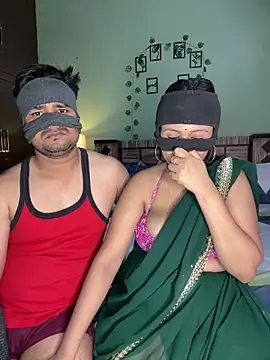 Snapshot of your_bhabhi_love chatting on 06/15/26, 05:59 your bhabhi love online show from 06/15/26, 05:59
