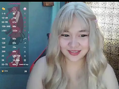 Snapshot of mabyhot16 chatting on 07/11/26, 04:37 mabyhot16 online show from 07/11/26, 04:37