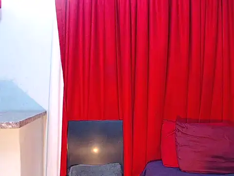 DarkDivva18 online show from 06/07/26, 07:34