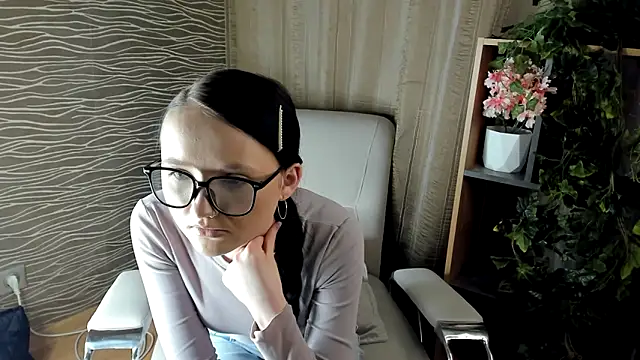 TonetteBeska online show from 03/06/26, 09:17