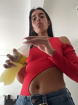 Snapshot of leilani_X chatting on 05/14/26, 12:45 leilani X online show from 05/14/26, 12:45