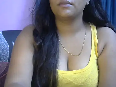 QUEEN-OF-QUEEN online show from 07/02/26, 06:58
