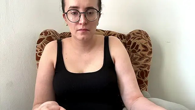 SofiaTease online show from 04/13/26, 12:21