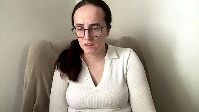 Snapshot of SofiaTease chatting on 04/29/26, 01:15 SofiaTease online show from 04/29/26, 01:15