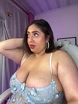 Selenee23 online show from 05/29/26, 11:41