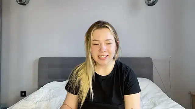 alyrasun online show from 03/26/26, 06:19