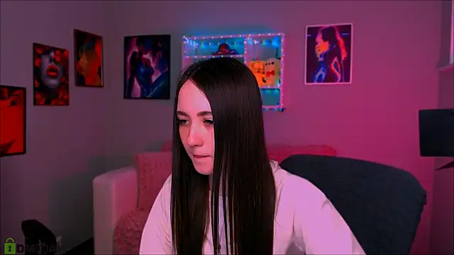 Snapshot of bella_dorn chatting on 04/27/26, 12:14 bella dorn online show from 04/27/26, 12:14