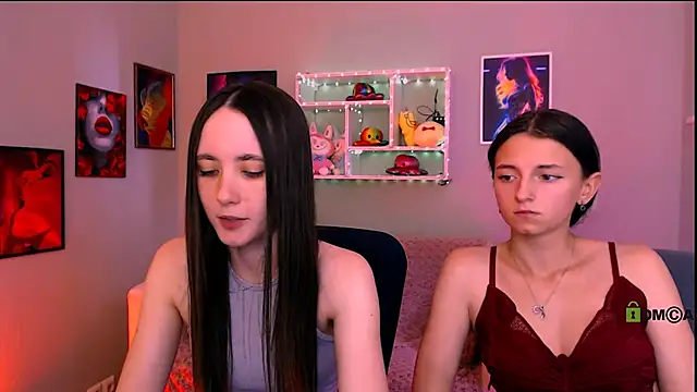 Snapshot of bella_dorn chatting on 06/16/26, 11:46 bella dorn online show from 06/16/26, 11:46