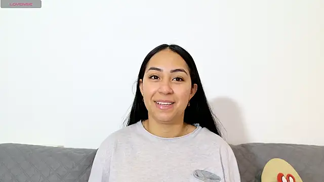 vanessaadol online show from 05/07/26, 08:42