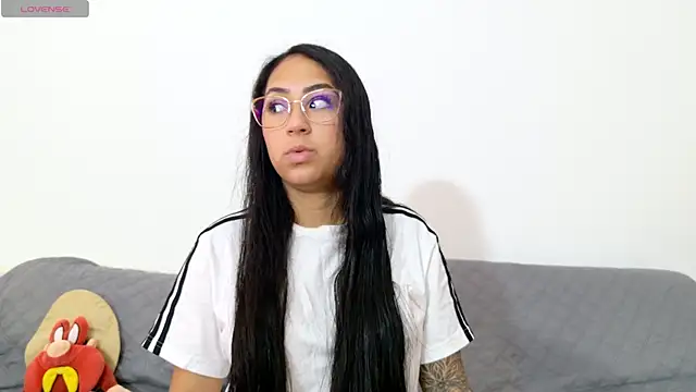 vanessaadol online show from 07/15/26, 09:14
