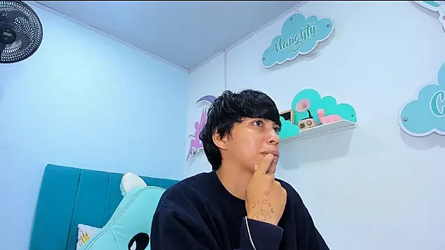 ivyheat3 online show from 04/24/26, 03:42