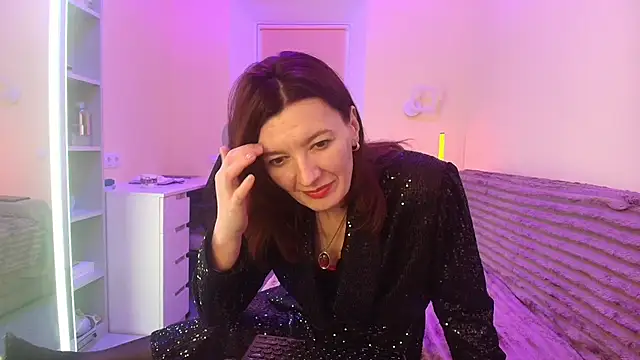 Snapshot of Bonnie_Naughtyy chatting on 05/18/26, 04:24 Bonnie Naughtyy online show from 05/18/26, 04:24
