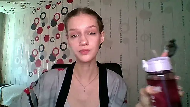 Chrissy Joyful online show from 04/08/26, 04:01