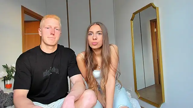 StepSisandStepBro online show from 04/17/26, 05:27