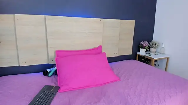 Em1ly jones online show from 03/16/26, 12:53