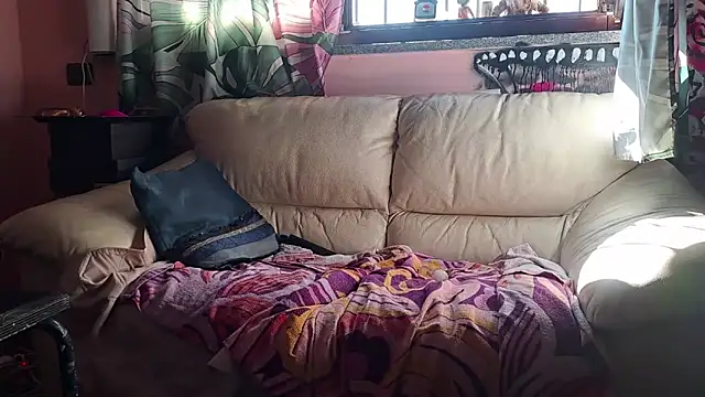 bellad0nna online show from 03/31/26, 08:15