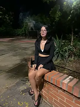 Petite Artemis online show from 04/18/26, 04:38