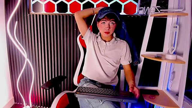 Cristopher Wild online show from 03/29/26, 08:20