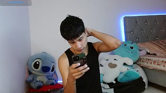 Sebas fire4 online show from 03/21/26, 01:16