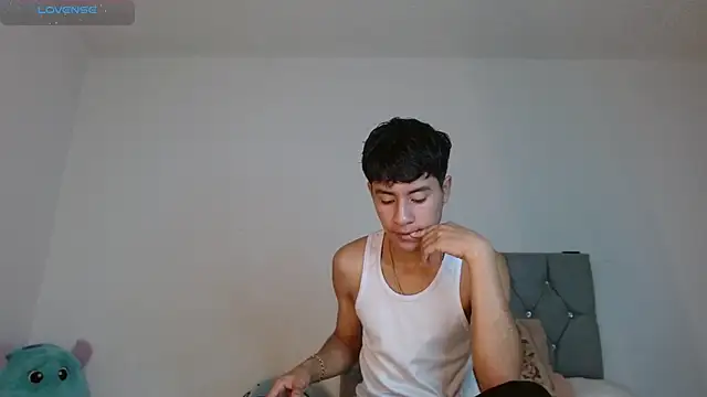 Sebas fire4 online show from 05/20/26, 02:45