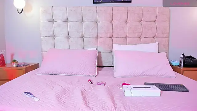 Katty cute19 online show from 04/24/26, 03:53