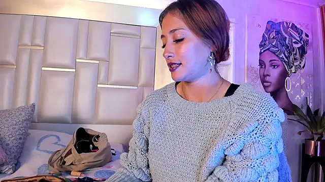 ZoeTaylorl online show from 04/20/26, 12:19