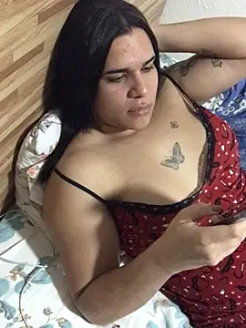 Snapshot of Gabrielaparaiso chatting on 07/18/26, 12:37 Gabrielaparaiso online show from 07/18/26, 12:37