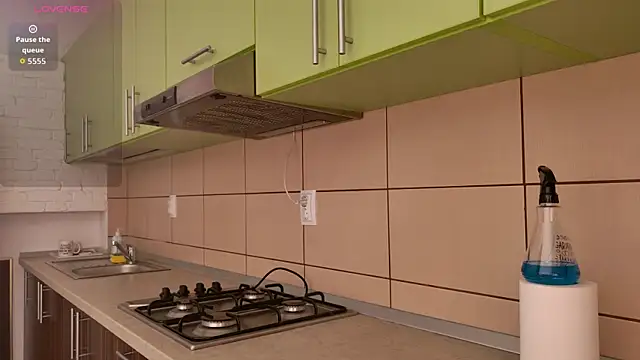 AshleyVance online show from 04/08/26, 08:20