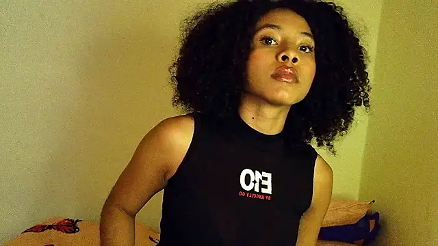 Larita curly online show from 03/27/26, 08:30