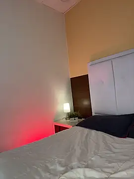 Catalinaa01 online show from 04/08/26, 03:39