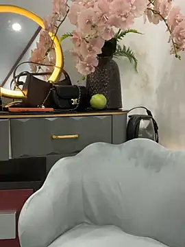 Rinn99 online show from 04/18/26, 02:48