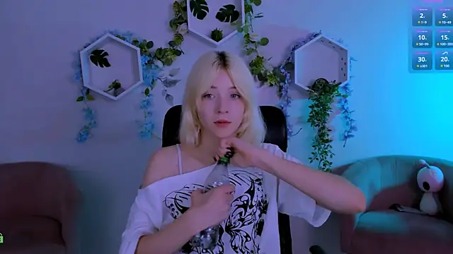  sabrina moore online show from 07/11/26, 06:43