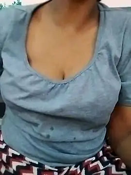 Snapshot of Hot-Muskan21 chatting on 03/15/26, 08:09 Hot-Muskan21 online show from 03/15/26, 08:09