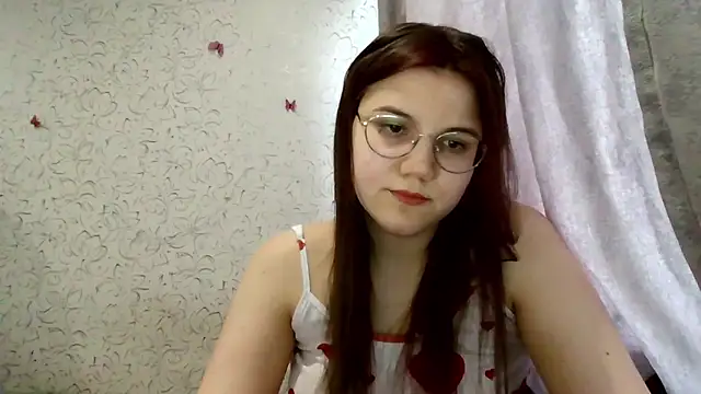 Aurora Breeze online show from 04/09/26, 11:37