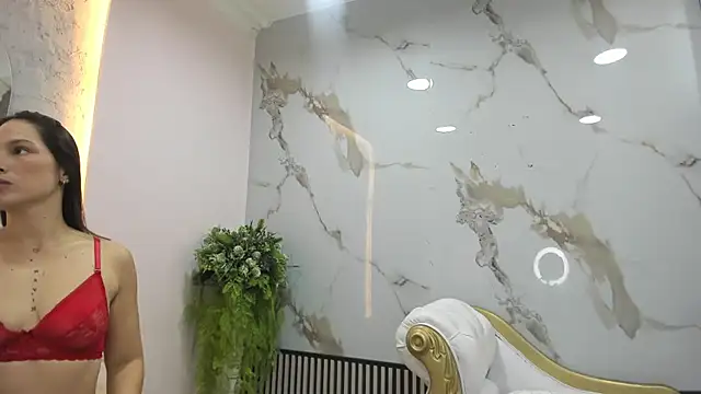 Gigi cutte  online show from 04/07/26, 12:05