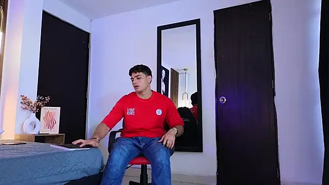 MrAdonis  online show from 03/30/26, 05:47