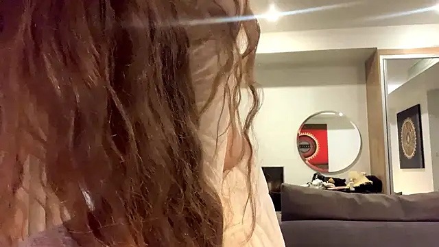 Kissme Kira online show from 04/02/26, 11:13