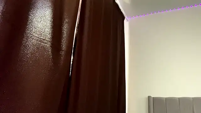 Kissme Kira online show from 04/25/26, 09:56