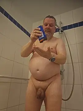 BigDaddyCooool online show from 04/10/26, 09:19