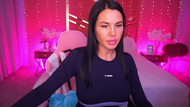 Casey Min online show from 04/01/26, 02:58