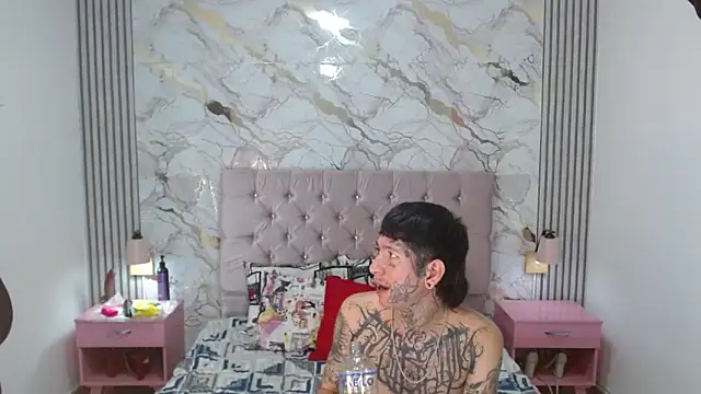 AshlieeGreenn online show from 04/30/26, 08:57