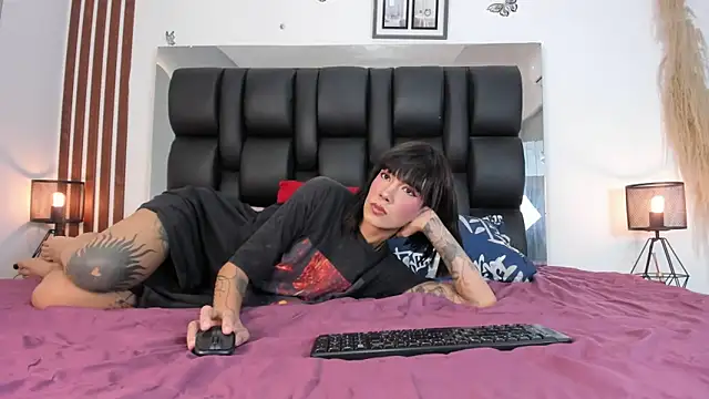 dalhia and hades online show from 03/17/26, 12:52