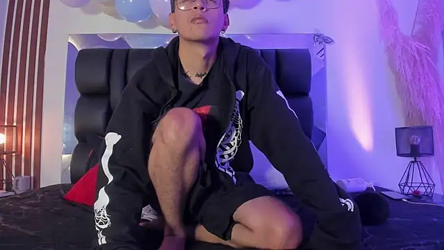 dalhia and hades online show from 04/06/26, 12:50