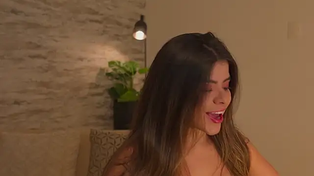 Julie Belle  online show from 04/19/26, 12:43