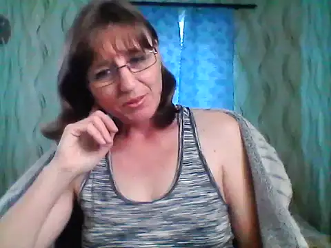 Alisaprice077 online show from 04/07/26, 09:32