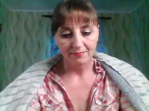 Alisaprice077 online show from 04/25/26, 02:36